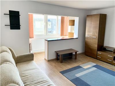 Apartamet spatios cu 3 camere, decomandat situat in Calea Sagului aproape de Turist