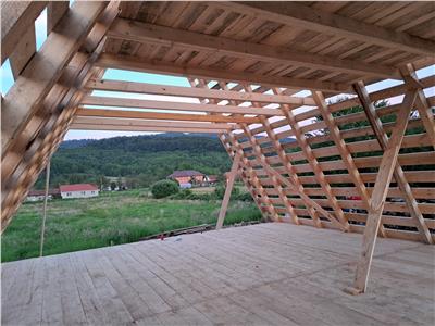 Casa de vacanta in Fardea zona Lacului Surduc