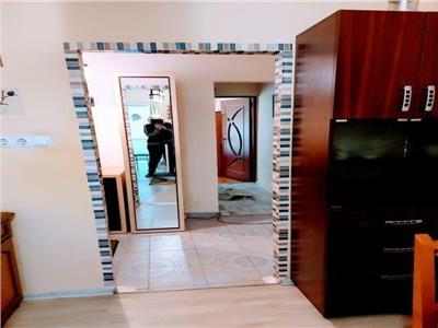 Apartament cu 3 camere in Zona Simion Barnutiu