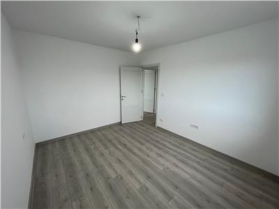 Apartament cu 3 camere in Zona Torontalului, Bloc Nou