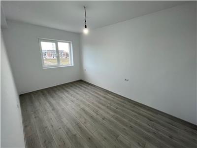 Apartament cu 3 camere in Zona Torontalului, Bloc Nou