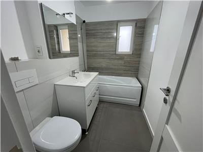Apartament cu 3 camere in Zona Torontalului, Bloc Nou