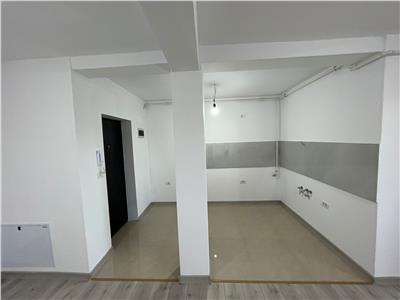 Apartament cu 3 camere in Zona Torontalului, Bloc Nou