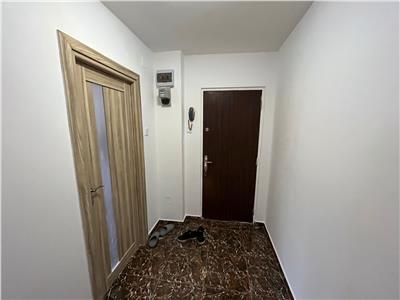 Apartament cu 3 camere in Zona Circumvalatiunii