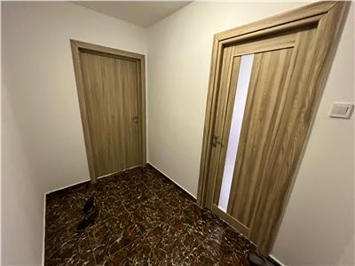 Apartament cu 3 camere in Zona Circumvalatiunii