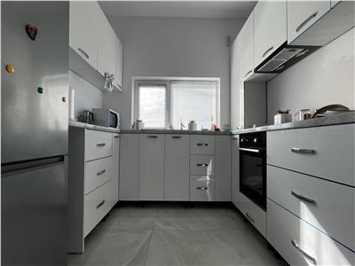 Triplex cu 4 camere in Dumbravita