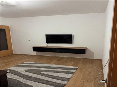 Apartament cu 3 camere in zona Girocului