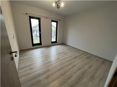 Duplex cu 3 camere in Mosnita Noua
