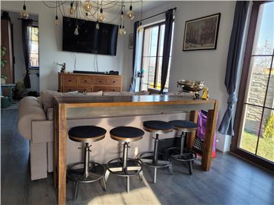 Duplex P+M cu 3 camere 72 mp utili, 544 mp teren in Bucovat