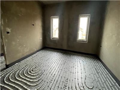 Duplex P+E cu 4 camere, 127 mp utili in Dumbravita
