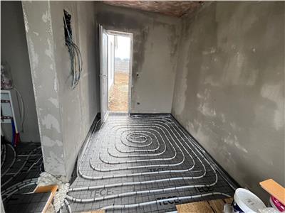 Duplex P+E cu 4 camere, 127 mp utili in Dumbravita
