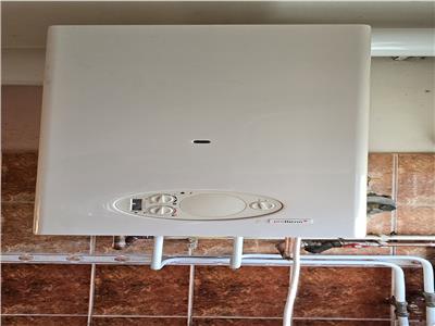 Apartament cu 4 camere in zona Dacia  Cetatii