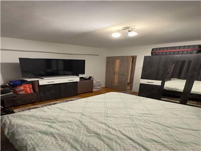 Apartament cu 2 camere, etaj 1 din 4 in zona Lipovei