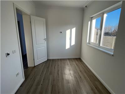 Duplex P+M cu 4 camere 105 mp utili, 322 mp teren in Mosnita  Albina