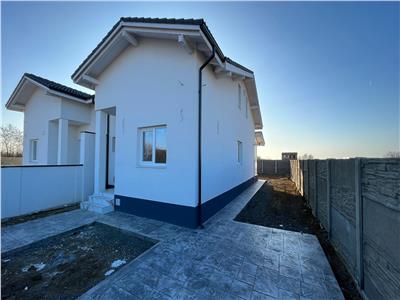 Duplex P+M cu 4 camere 105 mp utili, 322 mp teren in Mosnita  Albina