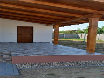 Duplex cu 3 camere, 3 bai in Mosnita Veche