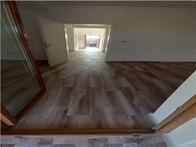 Duplex cu 3 camere, 3 bai in Mosnita Veche
