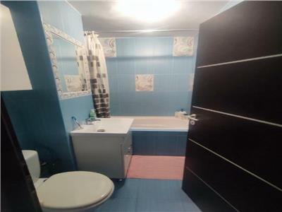 Apartament cu 3 camere in Zona Torontalului