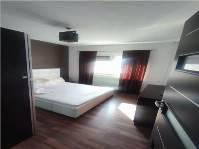 Apartament cu 3 camere in Zona Torontalului