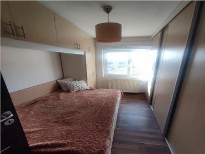 Apartament cu 3 camere in Zona Torontalului