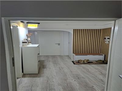 Apartament cu 2 camere etaj 1 din 5 in Zona Lipovei