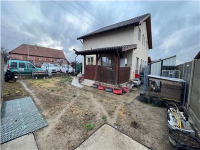 Duplex P+M cu 3 camere 71 mp utili in Bucovat