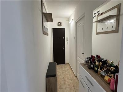 Apartament cu 2 camere in zona Modern
