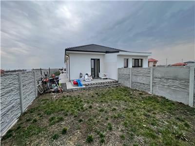 Duplex cu 4 camere 86 mp utili in Remetea Mare