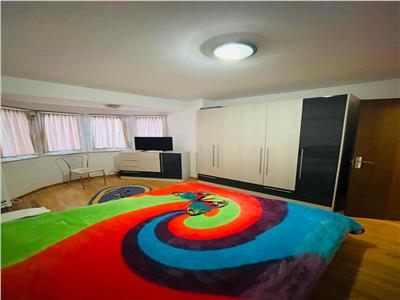 Apartament cu 3 camere in zona Modern