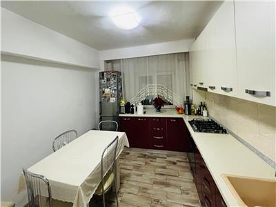 Apartament cu 3 camere in zona Modern