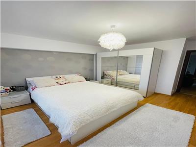 Apartament cu 3 camere in zona Modern