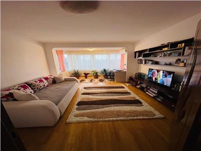 Apartament cu 3 camere in zona Modern