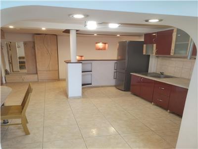 Apartament cu 3 camere in zona Soarelui