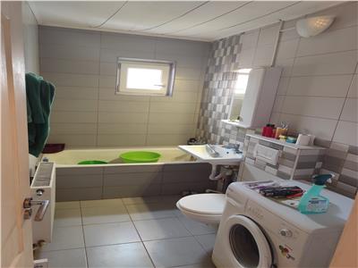 Apartament cu 2 camere in Zona Lipovei