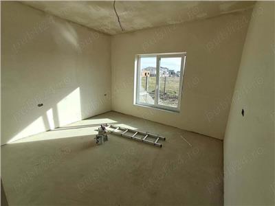 Duplex cu 3 camere, 2 bai in Mosnita Noua