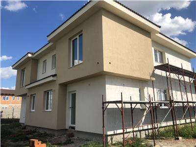 Duplex cu 4 camere in Sanandrei