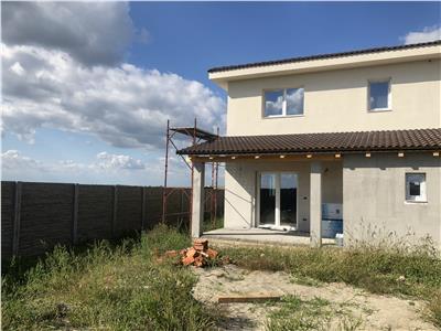 Duplex cu 4 camere in Sanandrei