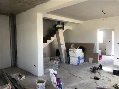 Duplex cu 4 camere in Sanandrei