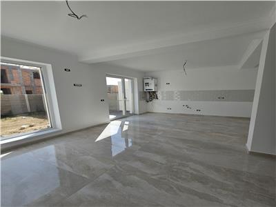 Case Insiruite cu 4 camere in Giroc, zona Calea Urseni