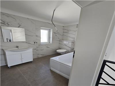 Case Insiruite cu 4 camere in Giroc, zona Calea Urseni