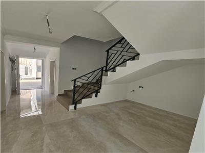 Case Insiruite cu 4 camere in Giroc, zona Calea Urseni
