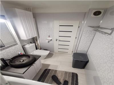 Apartament modern cu 2 camere, decomandat, situat in apropiere de Spitalul Judetean