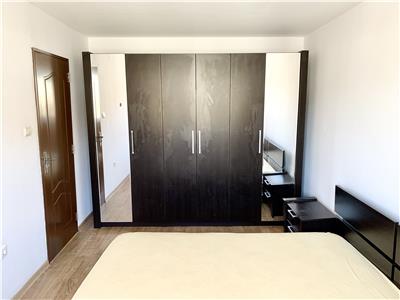 Apartament spatios cu 3 camere, decomandat situat in Calea Sagului aproape de Turist