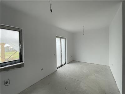 Duplex modern cu 4 camere, 2 bai situat in Mosnita Veche