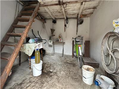 Casa renovata 150mp, teren 1280mp in Iecea Mare